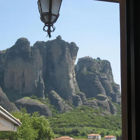Mini-hôtel Mythos 3*