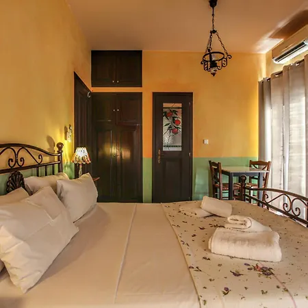 Mini-hôtel Mythos