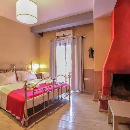 Mythos Mini-hôtel 3*