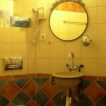 Mini-hôtel Mythos 4*