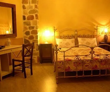Mini-hôtel Mythos 3*